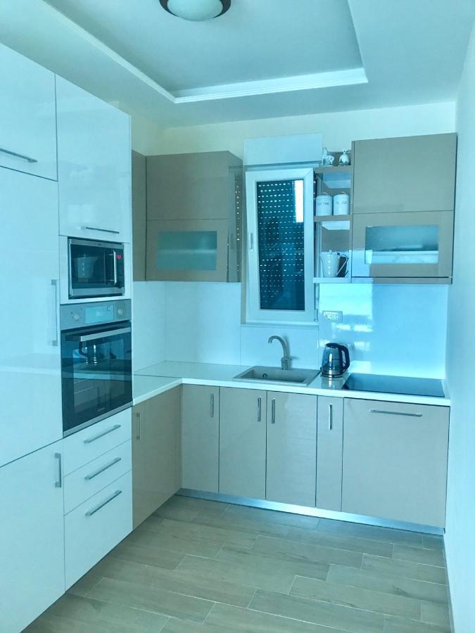 Lux Apartments Krasići Luaran gambar