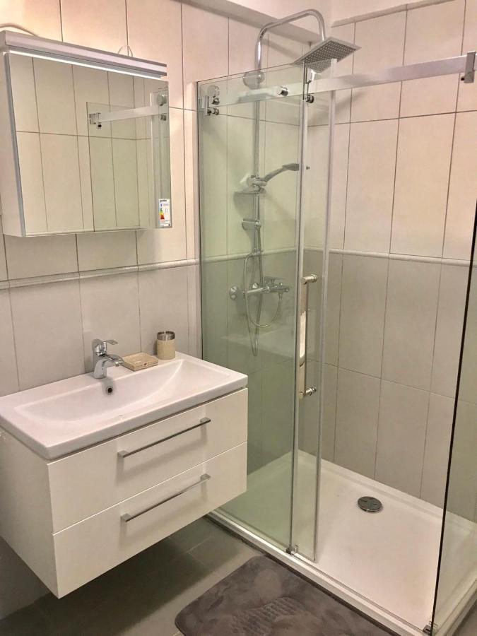 Lux Apartments Krasići Luaran gambar